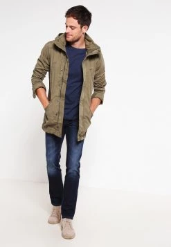 Pier One Prix Incroyables T-shirt basique t-shirts col rond homme -Promos Pier One Boutique 84e618d46ade423d9f766c642c33c36c