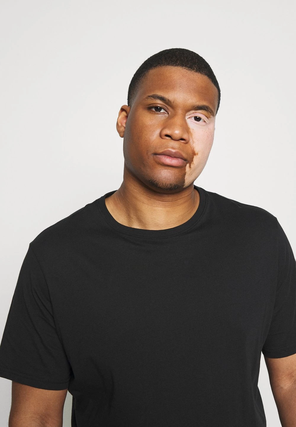 Prix Accessible Pier One 5 PACK - T-shirt basique t-shirts col rond homme 6 Prix Accessible Pier One 5 PACK - T-shirt basique t-shirts col rond homme â Image 4