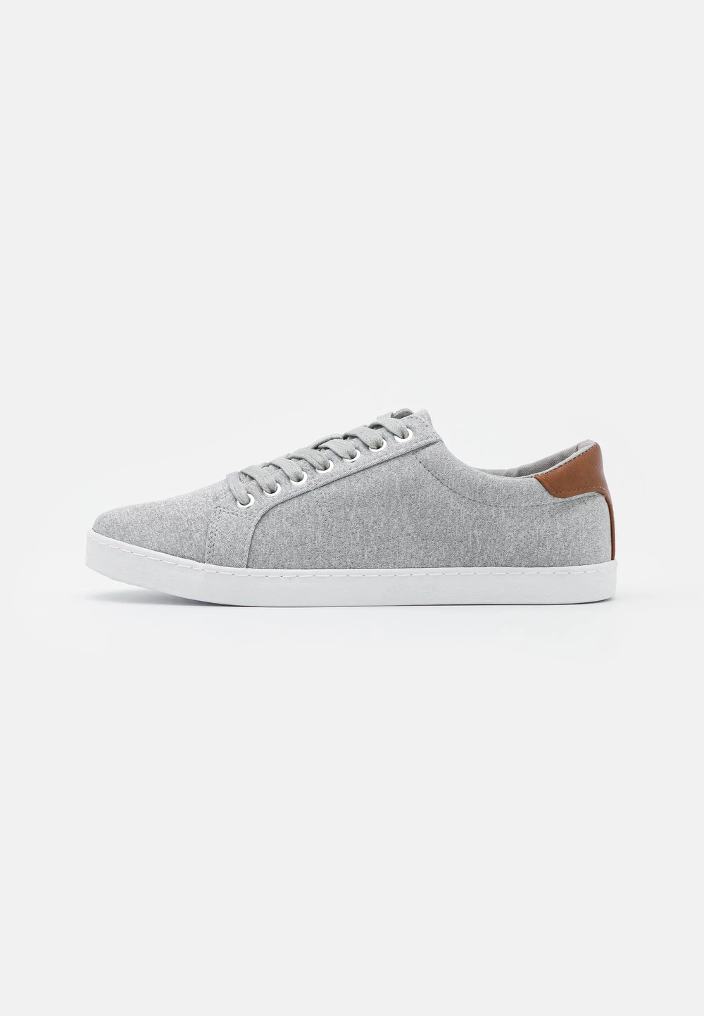 Pier One UNISEX - Baskets basses Assurance De l’Authenticité baskets & sneakers rond 3 Pier One UNISEX - Baskets basses Assurance De l’Authenticité baskets & sneakers rond
