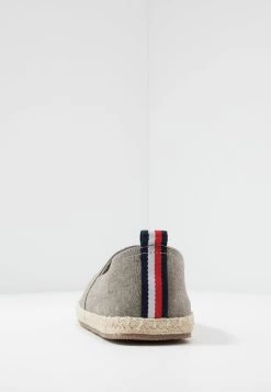 Prix Distinctifs Pier One UNISEX - Espadrilles rond -Promos Pier One Boutique 8b532185034d4cedab7be7124a25d23a