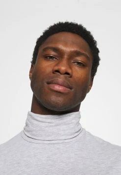 Pier One T-shirt à manches longues Un Tarif Préférentiel t-shirts & polos col roulé homme 17 Pier One T-shirt à manches longues Un Tarif Préférentiel t-shirts & polos col roulé homme -Promos Pier One Boutique 8c84b3b393ad43e1b353ea24942d7d53