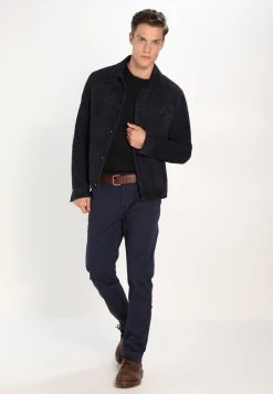 Pier One Prix Incroyables Pullover pulls et gilets col rond homme -Promos Pier One Boutique 8dc46f5e260841f1b540590a7499dc58