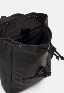 Pier One Prix Acceptable UNISEX - Sac à dos sacs poche pour pc portable 15 pouces -Promos Pier One Boutique 90e13107532a48d5bc1e5dd43995a5a1