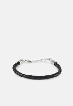 Prix Abordable Pier One SET - Montre montres et bijoux boucle ardillon homme -Promos Pier One Boutique 913651725b2d4cf3ba12f9b28973a711