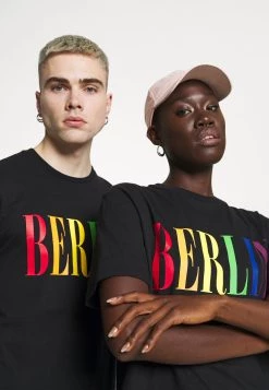 Pier One Prix Équitable PRIDE - T-shirt imprimé t-shirts col rond homme -Promos Pier One Boutique 94dc0ce5b32f4a7badc227cb890bf4f2