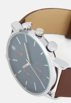 Prix Sacrifiés Pier One SET - Montre montres et bijoux boucle ardillon homme -Promos Pier One Boutique 9508191e62af43ccbf5ddbee4cac1ebf