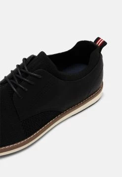 Pier One excellente qualité Chaussures à lacets derbies et richelieus rond homme -Promos Pier One Boutique 953224d9308c444a8965287a4ad0bc91