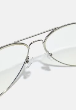 Pier One Réduction UNISEX - Lunettes anti-lumière bleue plus d'accessoires couleur unie -Promos Pier One Boutique 95da760c308343a2aaf021cda7bd95d2
