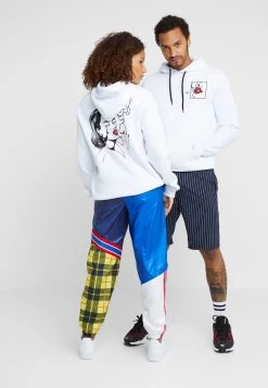 Pier One UNISEX - Sweat à capuche Prix Exclusifs sweats & hoodies -Promos Pier One Boutique 96298a49dae14877b85e9456e335fd76