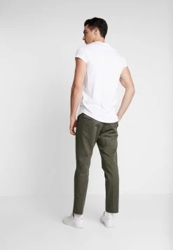 Prix Jamais Vus Pier One T-shirt basique t-shirts col rond homme -Promos Pier One Boutique 99d209c16e9b4c1eac954de0a49afc40