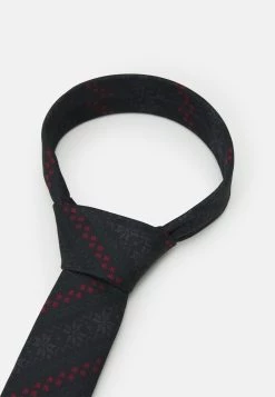 Pier One CHRISTMAS GIFT SET - Cravate Marchandise de première qualité cravates et nœuds papillon homme homme -Promos Pier One Boutique 9c4ee80520b745e6afcb1cd72e09772c