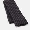Pier One Écharpe Authentique 100% Écharpes et foulards carreaux homme 1 Pier One Écharpe Authentique 100% Écharpes et foulards carreaux homme -Promos Pier One Boutique 9e1ab62fd9624ac596d5167607820557