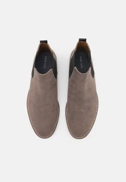 Pier One Un Tarif Préférentiel Bottines bottes rond homme -Promos Pier One Boutique 9ee5ade85e9f483caddd778675bb0b15