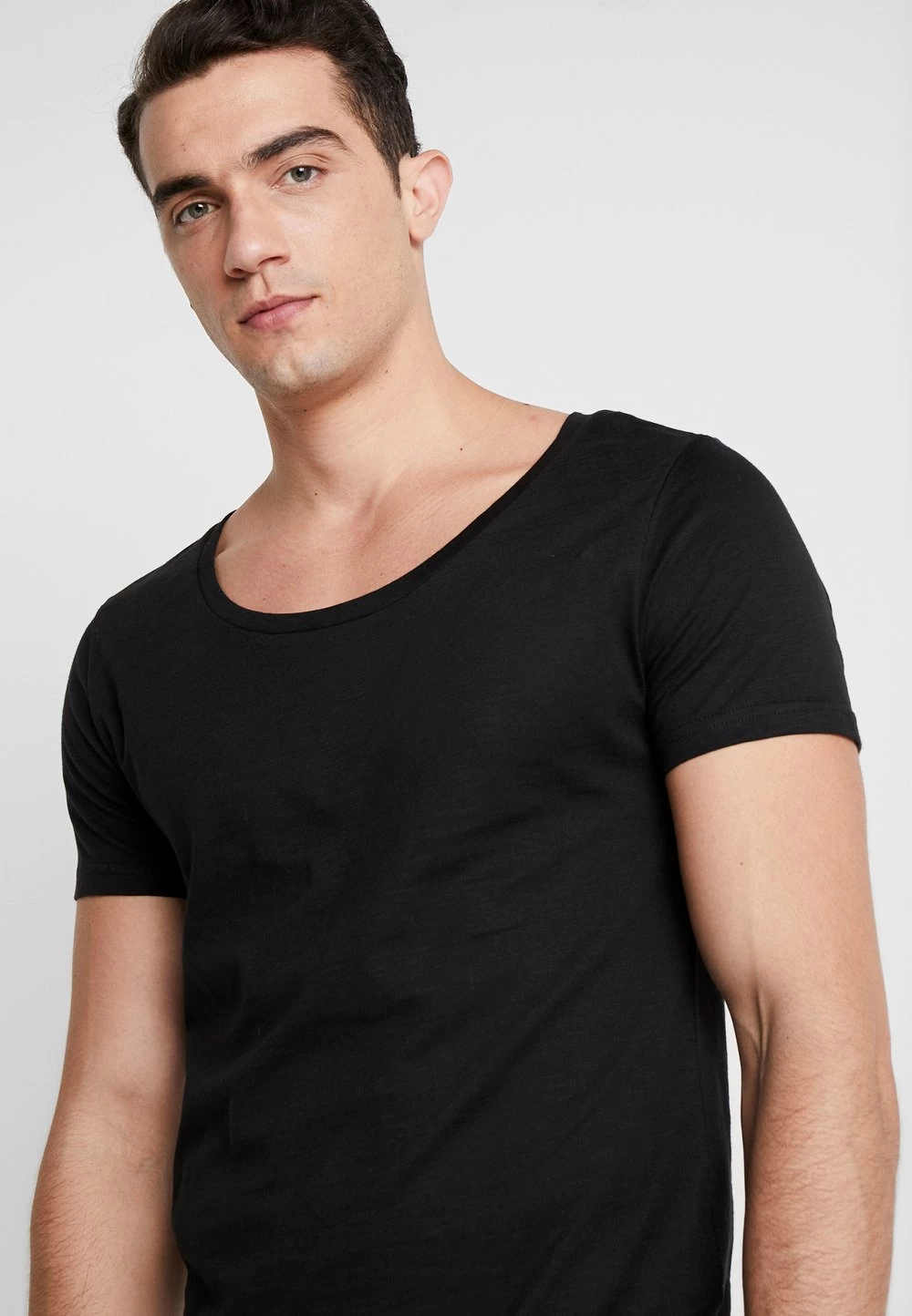 Pier One Prix Préférentiel T-shirt basique t-shirts encolure large ronde homme 7 Pier One Prix Préférentiel T-shirt basique t-shirts encolure large ronde homme – Image 5