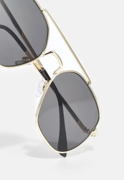 Pier One Lunettes de soleil Prix Jamais Vus aviateur homme -Promos Pier One Boutique a0b3ff426597417b866c3f20733724fa