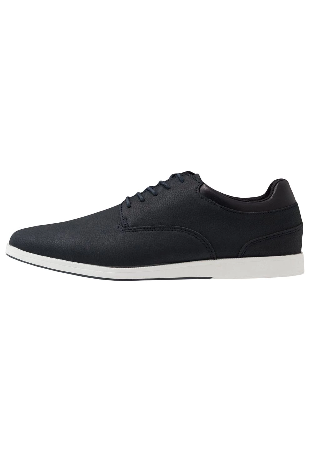 Pier One 50% Off De Vente Chaussures à lacets derbies, richelieus & chaussures bateau rond homme 10 Pier One 50% Off De Vente Chaussures à lacets derbies, richelieus & chaussures bateau rond homme – Image 8