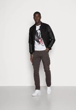 Pier One T-shirt imprimé Qualité Excellente t-shirts col rond homme -Promos Pier One Boutique ae91bdba856c4a6099063f32d5705f11