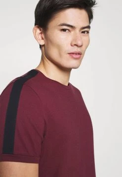 Un Tarif Préférentiel Pier One LOUNGE TEE - Haut de pyjama pyjamas col rond homme 12 Un Tarif Préférentiel Pier One LOUNGE TEE - Haut de pyjama pyjamas col rond homme -Promos Pier One Boutique afa6195510834dbe861cae1ed627f21d