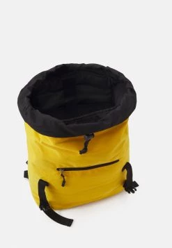 Qualité garantie 100% Pier One UNISEX - Sac à dos sacs et bagages intérieur spacieux -Promos Pier One Boutique b1e5fba214f64091be88e1ab83740e9d