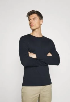 Prix Cassé Pier One 2 PACK - T-shirt à manches longues t-shirts col rond homme 17 Prix Cassé Pier One 2 PACK - T-shirt à manches longues t-shirts col rond homme -Promos Pier One Boutique b420109f082c43d2a24914f5e6ed3c25