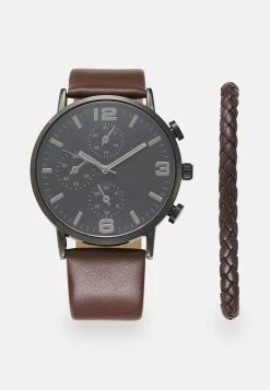 Prix Abordable Pier One SET - Montre montres et bijoux boucle ardillon homme -Promos Pier One Boutique b5bb67abc283462d8848f4f4cd6104f6