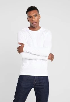 Prix Abordable Pier One 2 PACK - T-shirt à manches longues t-shirts col rond homme -Promos Pier One Boutique b74a28ee32764edb9a0082e4dc412571