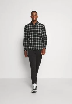 Pier One Chemise Prix Favorable chemises col kent homme -Promos Pier One Boutique b804117cdd794188956829dceecfdc09