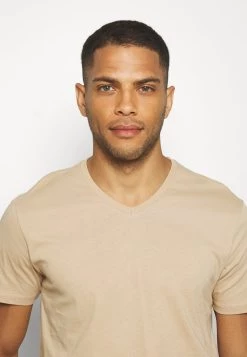 Prix Affortable Pier One 3 PACK - T-shirt basique t-shirts col en v homme -Promos Pier One Boutique bbffca6578f845cdab35cb6a6e69d608