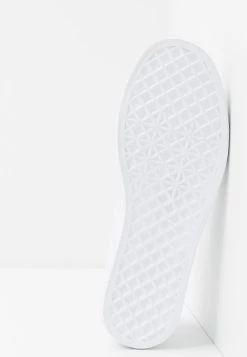 Qualité garantie 100% Pier One UNISEX - Baskets basses baskets & sneakers rond -Promos Pier One Boutique bc014cdc74bb41ffafb958c952a340ae