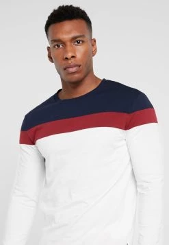 Promos Pier One T-shirt à manches longues t-shirts & polos col rond homme 13 Promos Pier One T-shirt à manches longues t-shirts & polos col rond homme -Promos Pier One Boutique bc3bc60922d142d5b1571aa1f16586a9