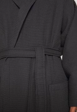 Pier One Réduction Peignoir sous-vêtements & chaussettes col châle homme 12 Pier One Réduction Peignoir sous-vêtements & chaussettes col châle homme -Promos Pier One Boutique bea723794edd44e79f90a9e3bfbc7744