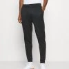 Prix Légers Pier One Pantalon de survêtement pantalons normale homme 2 Prix Légers Pier One Pantalon de survêtement pantalons normale homme -Promos Pier One Boutique bf7d21a9525349bea43a8a1f63859bda