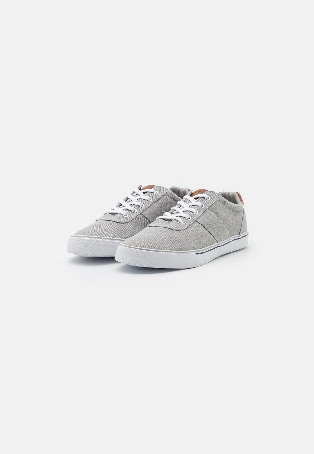 Prix Dégriffé Pier One UNISEX - Baskets basses sneakers rond 4 Prix Dégriffé Pier One UNISEX - Baskets basses sneakers rond – Image 2