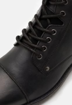 Prix Gelé Pier One Bottines à lacets boots et bottes rond homme 14 Prix Gelé Pier One Bottines à lacets boots et bottes rond homme -Promos Pier One Boutique c1998f376ebe4825bae60d7fbdd71087