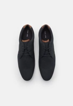 Réduction Pier One Chaussures à lacets derbies, richelieus & chaussures bateau rond homme 13 Réduction Pier One Chaussures à lacets derbies, richelieus & chaussures bateau rond homme -Promos Pier One Boutique c40ad291ced84ee3b350a3868093f8c3