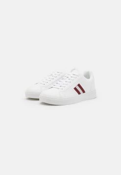 Pier One Rabais UNISEX - Baskets basses baskets & sneakers rond 9 Pier One Rabais UNISEX - Baskets basses baskets & sneakers rond -Promos Pier One Boutique c66e8cd26ba14f34ac4899fb44319657