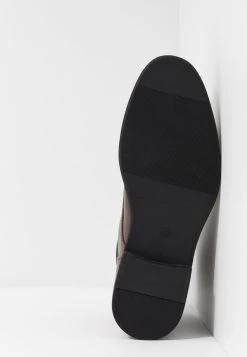 Pier One Se Vend Bas Prix Bottines à lacets boots et bottes rond homme -Promos Pier One Boutique c6c320bd8c254e4d8c4e595976505485