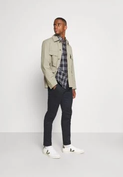 Pier One Petit Prix Chemise chemises col à boutons homme -Promos Pier One Boutique c956ac550e074a2f8e50a498c72cad7d