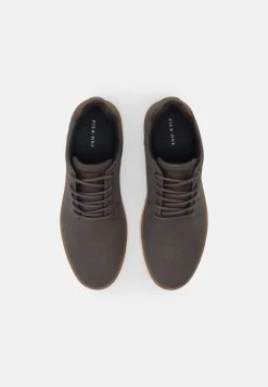 Pier One Baskets basses Qualité Excellente sneakers rond homme 13 Pier One Baskets basses Qualité Excellente sneakers rond homme -Promos Pier One Boutique cbf4fae61be940b7856e4cc64ceb8b23