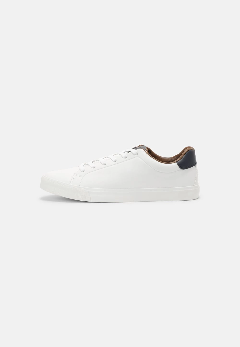 Prix Acceptable Pier One UNISEX - Baskets basses baskets & sneakers rond 3 Prix Acceptable Pier One UNISEX - Baskets basses baskets & sneakers rond