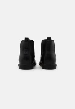 Prix Accessible Pier One Bottines bottes rond homme -Promos Pier One Boutique ce986c80bb1b42509866ab753c6d2b1c