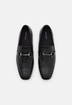 Authentique 100% Pier One Mocassins chaussures basses rond homme -Promos Pier One Boutique d0ec37ed93b141069ca4e6998a0edeea