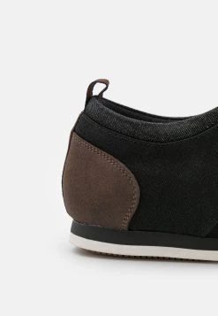 Pier One Chaussures à lacets Prix Gelé derbies et richelieus rond homme 12 Pier One Chaussures à lacets Prix Gelé derbies et richelieus rond homme -Promos Pier One Boutique d4470bee02e045798555d502a232073e