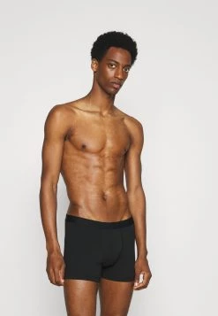 Pier One 3 PACK - Shorty Authentique 100% sous-vêtements normale homme 13 Pier One 3 PACK - Shorty Authentique 100% sous-vêtements normale homme -Promos Pier One Boutique d5b43756fcea44e0b871e27efbc9bd54