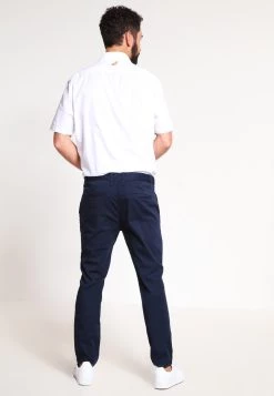 Marchandise de première qualité Pier One Chino pantalons normale homme -Promos Pier One Boutique d781d37eda76425a93e9a0a3b37f56fe