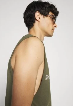 Pier One 3 PACK - Débardeur Prix De Lancement t-shirts col rond homme -Promos Pier One Boutique d81265773c16407cae6b2ee7c896be06