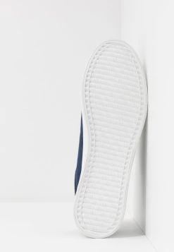 Pier One UNISEX - Baskets basses Prix Imbattable baskets & sneakers rond 13 Pier One UNISEX - Baskets basses Prix Imbattable baskets & sneakers rond -Promos Pier One Boutique d8b050ef1c1f49178812e9b28a6c1d17