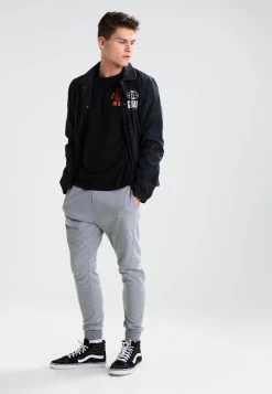 Pier One Pantalon de survêtement Prix d’Amis pantalons haute homme -Promos Pier One Boutique d935ebb11b8a4ba2966829c99358ab7c