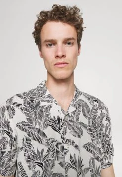 Pier One Chemise Qualité Excellente chemises col revers homme -Promos Pier One Boutique db0422f70e134909b058969ab17f426c