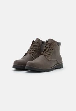 Pier One Bottines à lacets Prix Sacrifiés bottes rond homme -Promos Pier One Boutique db3bc6b2f5634b748b53a8dde27e4c28